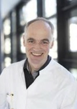 Dr. Axel Panzer